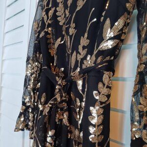 Baltic Born Black & Gold Sequin Gown | Size L (Petite Friendly)